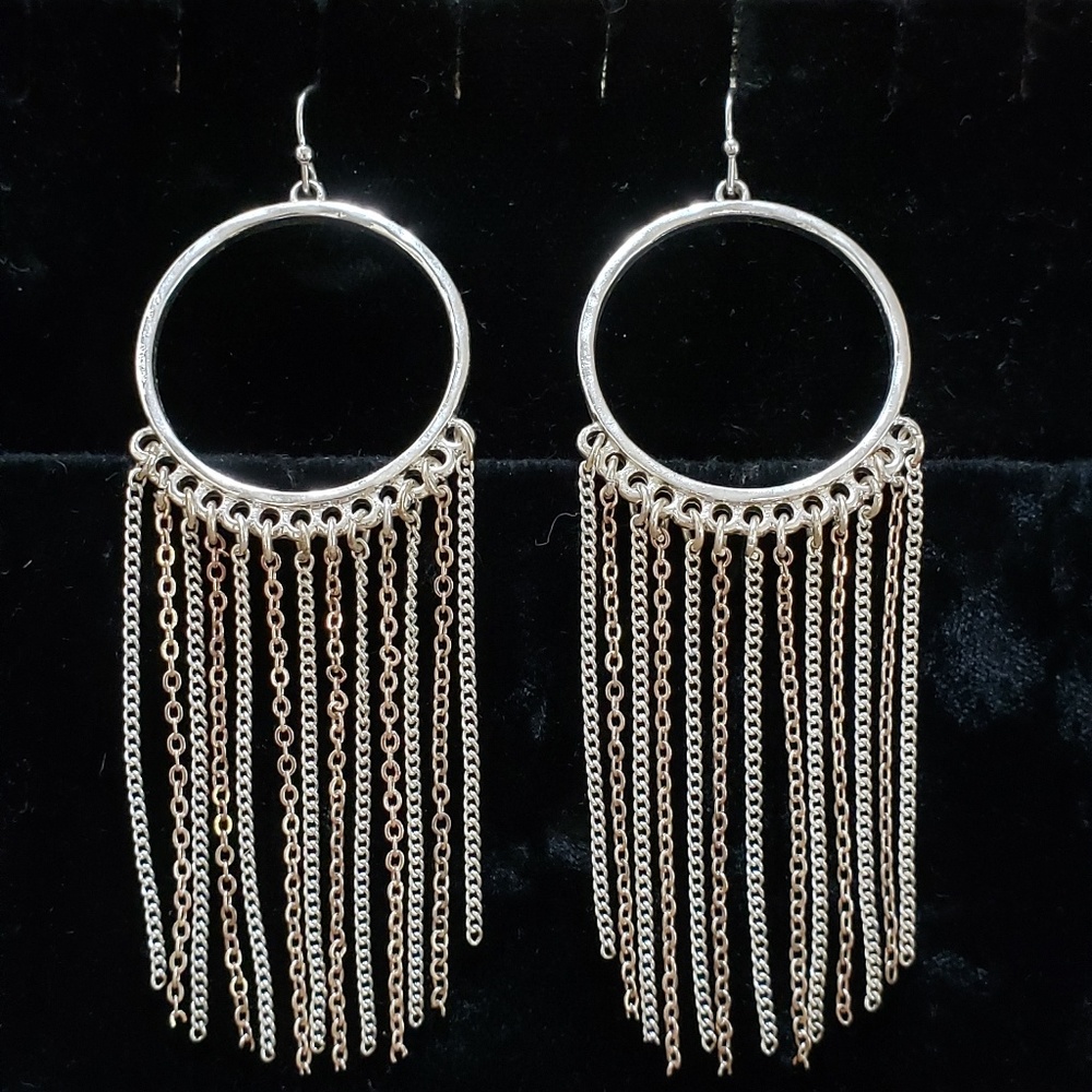 Pretty dangling earrings